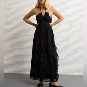 NWT American Eagle AE Ruched & Ruffled Halter Maxi Dress Black Size M